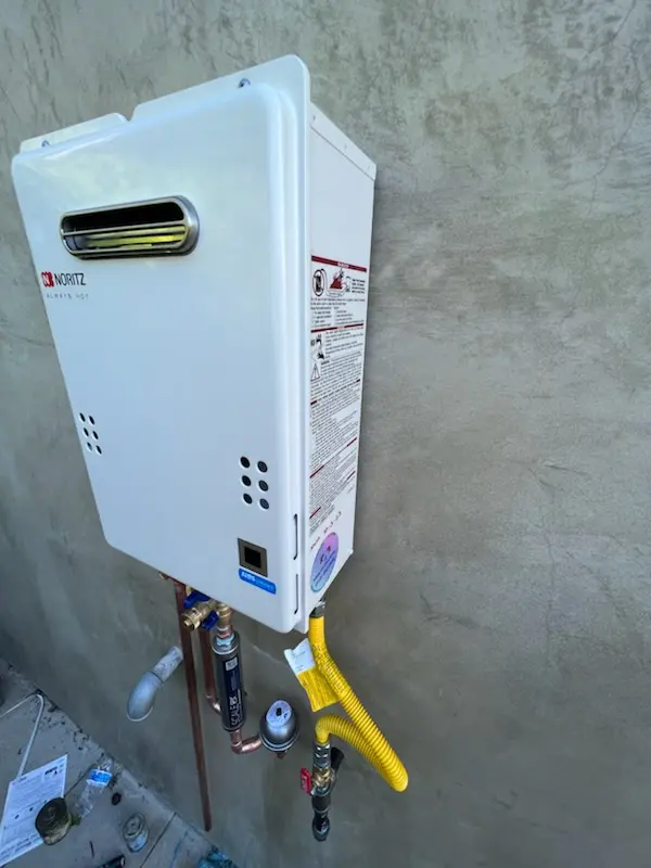 Tankless water heater installation for Bozuretown homes